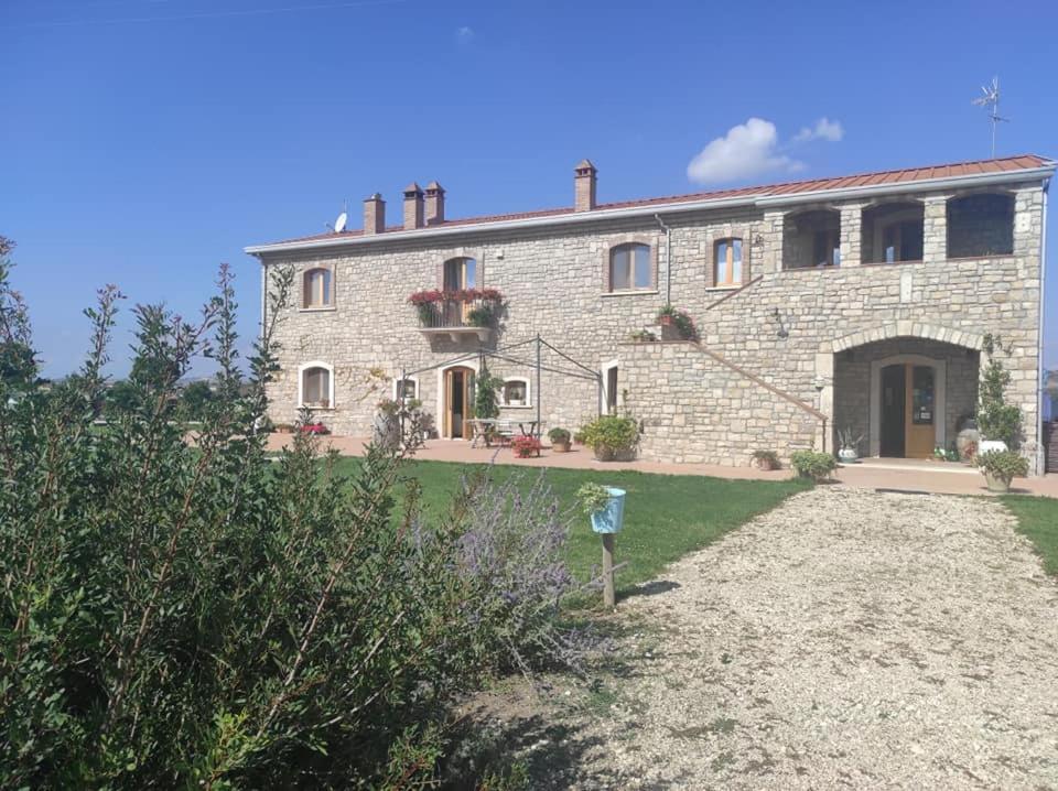 Masseria Fontana Dei Fieri Pietrelcina Eksteriør bilde